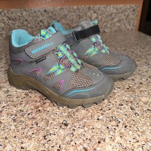Merrell -GIRLS HILLTOP MID QUICK-CL Size 11.5